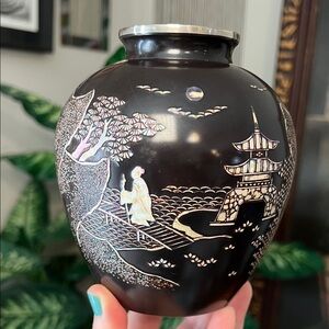 Vintage Asian Lacquer Mother of Pearl Inlay Pagoda Garden Scene Vase